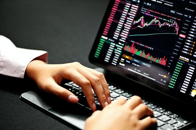 Memecoin $SNEK Surges 200% in a Week as Cardano’s Transaction Volume Rises