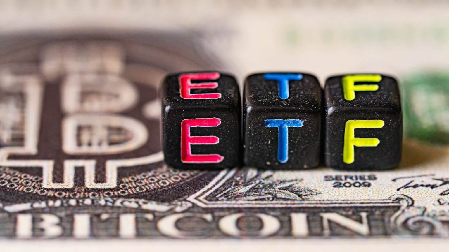 Morgan Stanley’s Bid For Spot Bitcoin ETFs; Solana Faces Being Outshone by Rising AI Crypto